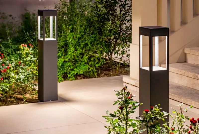 Private Villa with Architectural Lighting - Discreet...