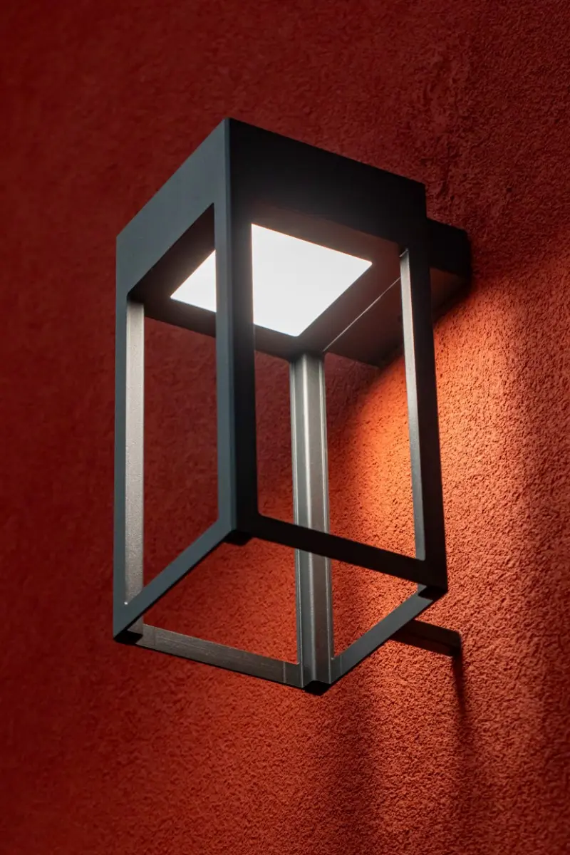 Private Villa with Architectural Lighting - Discreet...